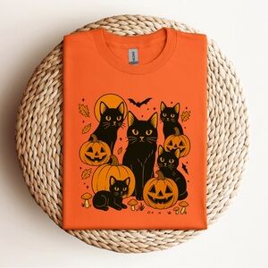 Spooky Black Cat Halloween T-Shirt